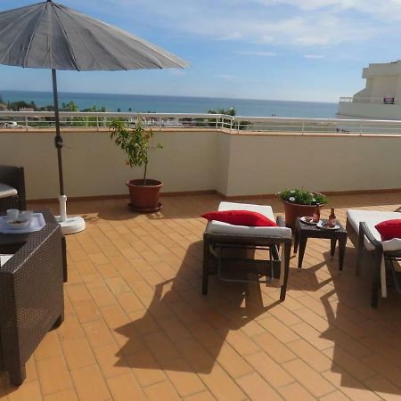 Sweden Apartment - Top Floor One Bedroom With Sea Views - Rs Lagos Extérieur photo