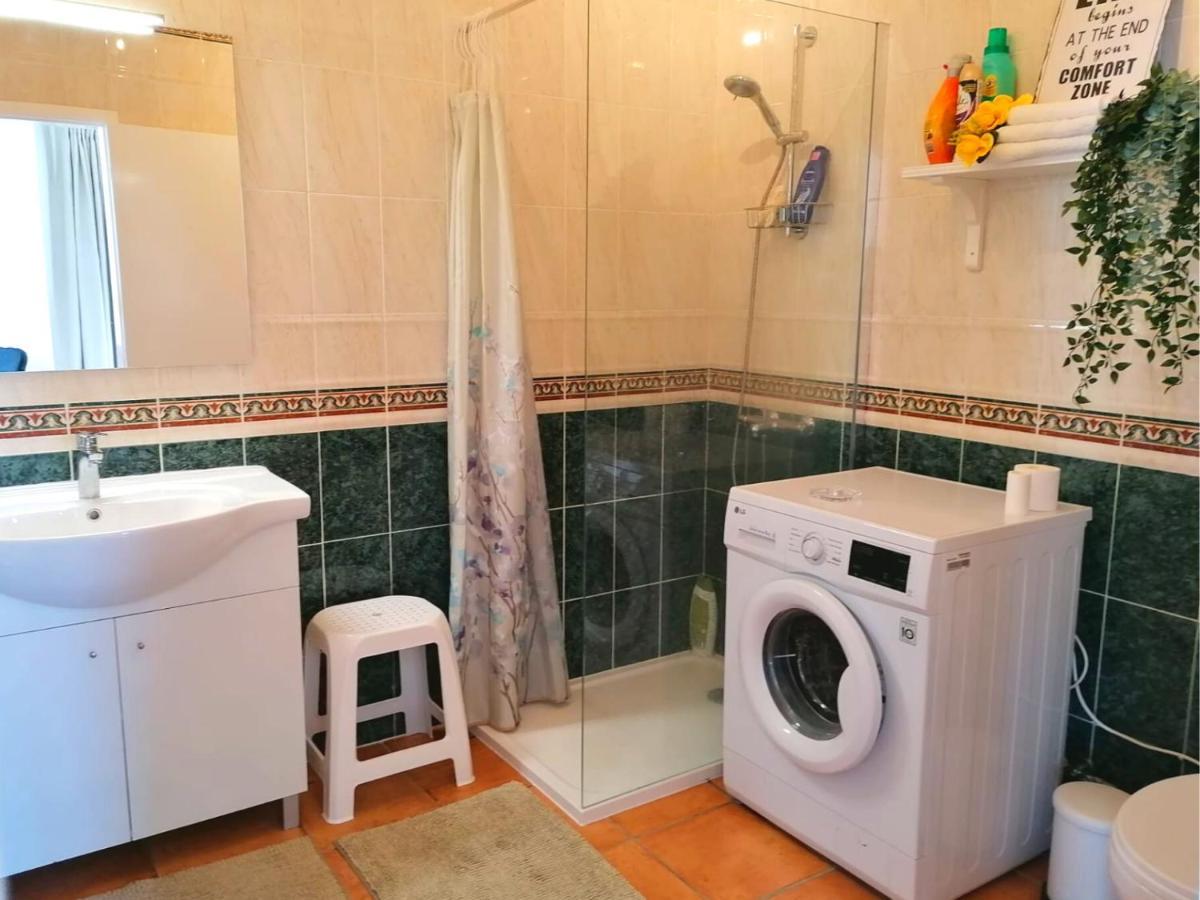 Sweden Apartment - Top Floor One Bedroom With Sea Views - Rs Lagos Extérieur photo