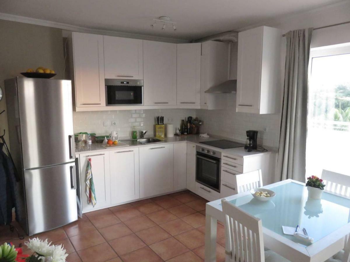 Sweden Apartment - Top Floor One Bedroom With Sea Views - Rs Lagos Extérieur photo